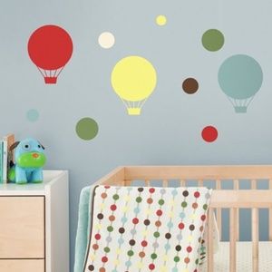 Skip Hop Wall Decals, Mod Dot, baby room